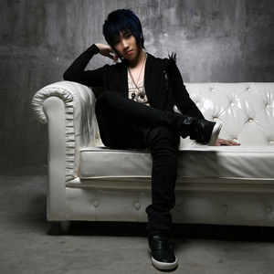 舞蹈班美女排队嘘嘘嘘
